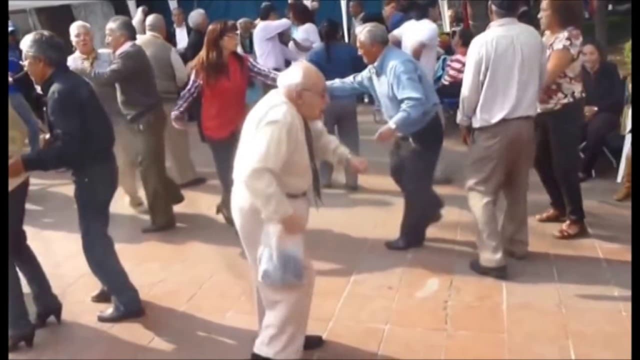old man dance to muziki by darassa ft ben pol