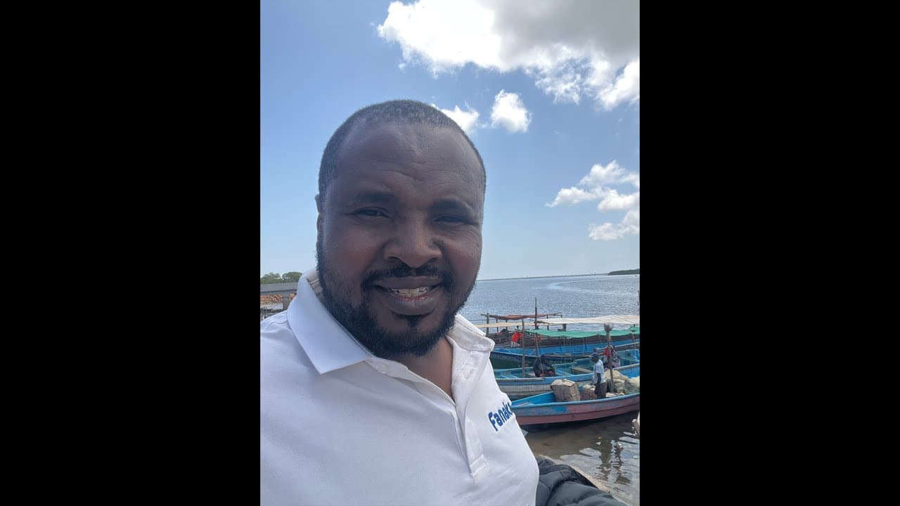 Lamu: Mokowe to Shela Island by boat