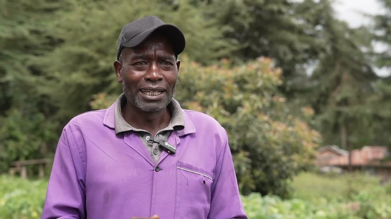Meet a farmer beating pests naturally – no chemicals, just organic power!