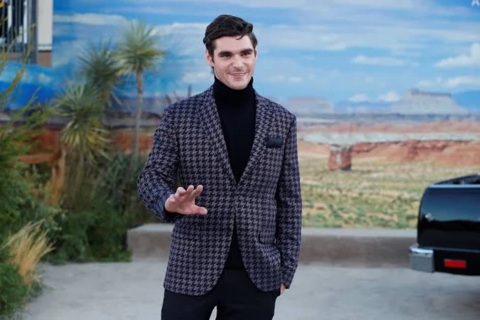 'Breaking Bad' actor RJ Mitte dead