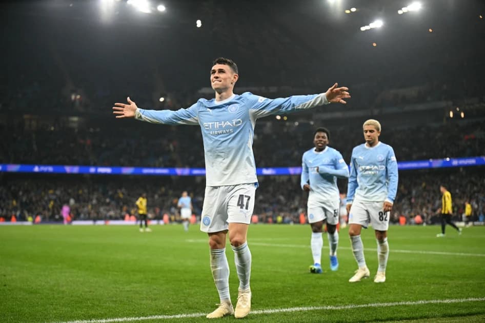 'Unbelievable' Foden back in the groove with treble in Man City rout