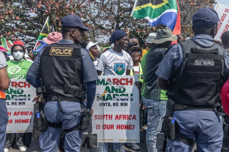 Foreign nationals targeted in S.Africa's extortion explosion