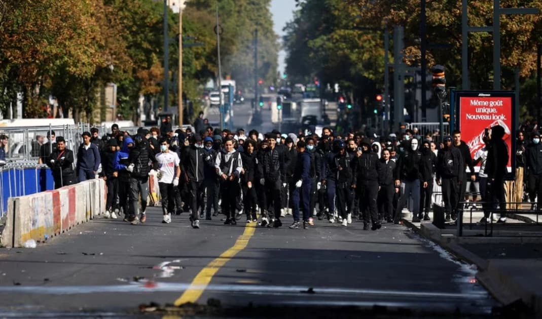 High School students in France stage protests over classroom conditions, teacher shortages