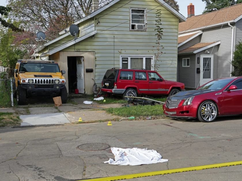 US gunman shoots dead 7 relatives, family friend