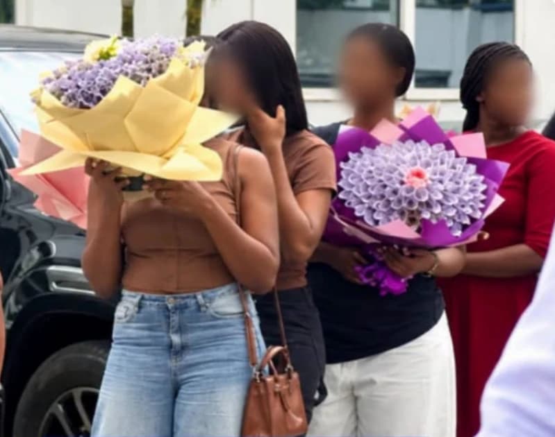 Ghana arrests seven in crackdown on 'money bouquets'