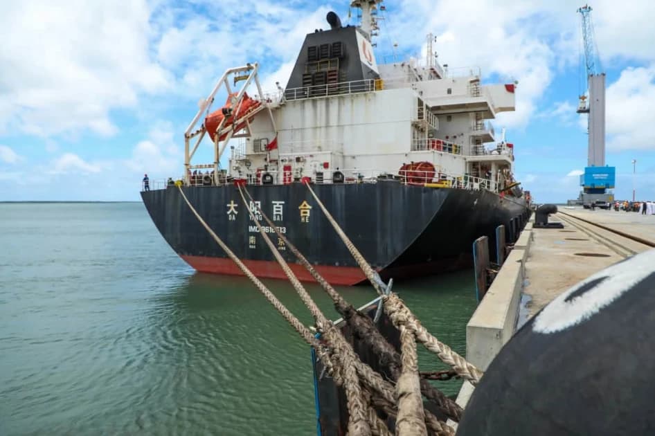 Heavy machinery arrives at Lamu port ahead of Ksh.2T Dangote refinery project