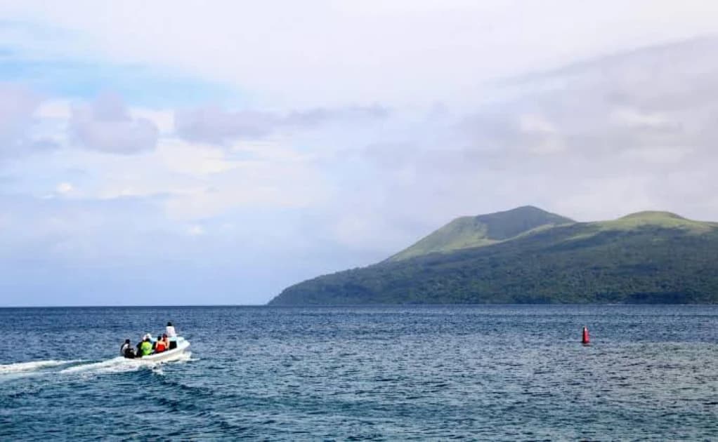 One dead, 30 missing after ferry sinks off Vanuatu