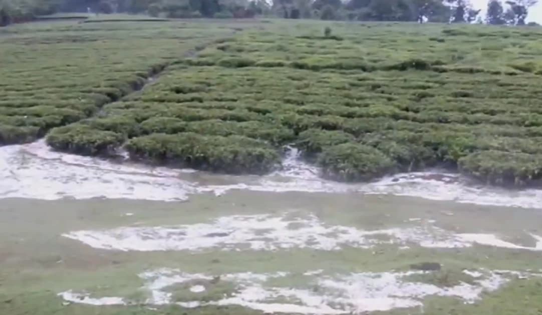 Girl swept by floods in Kajiado as hailstones destroy crops in Kericho