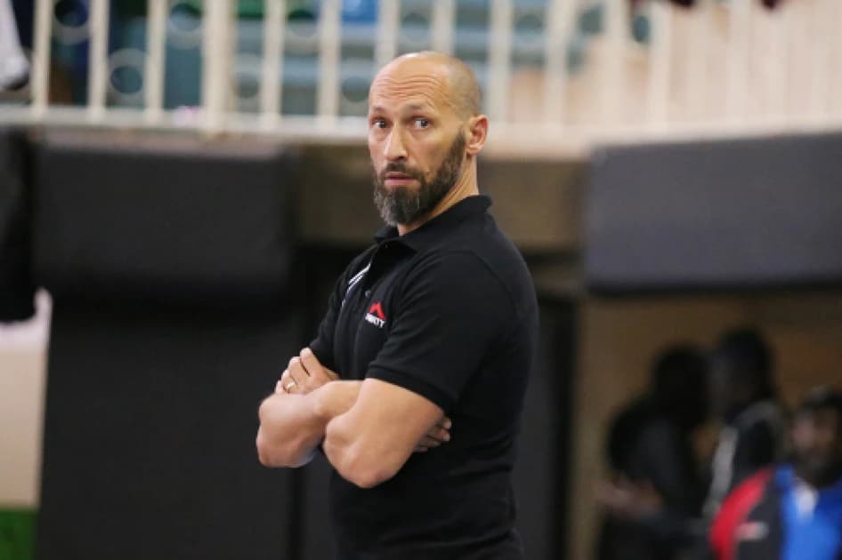 Coach Lubarov tells Equity Dumas to keep heads high after playoffs exit