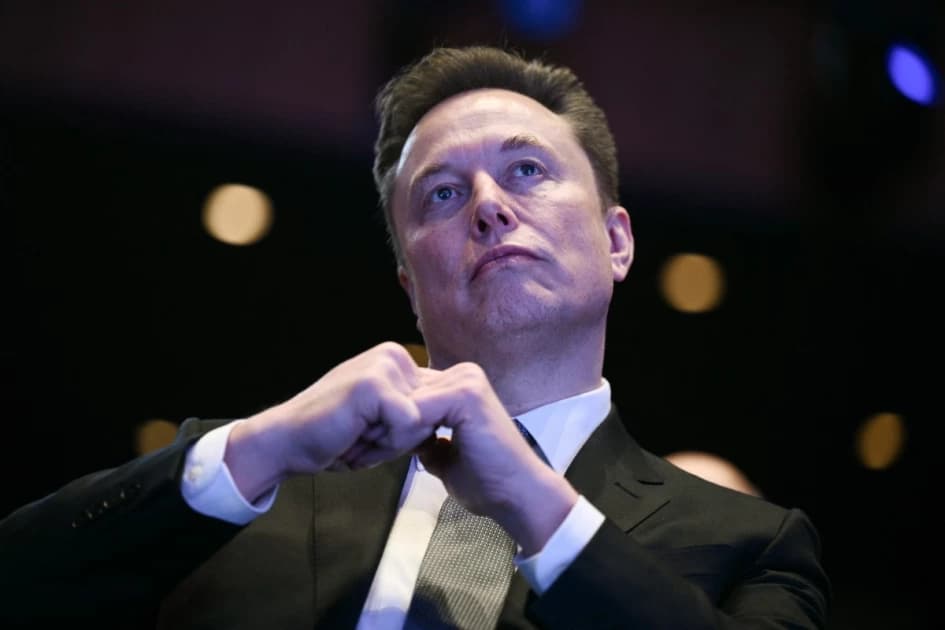 Musk backs SpaceX-Tesla merger as rocket firm turns profit