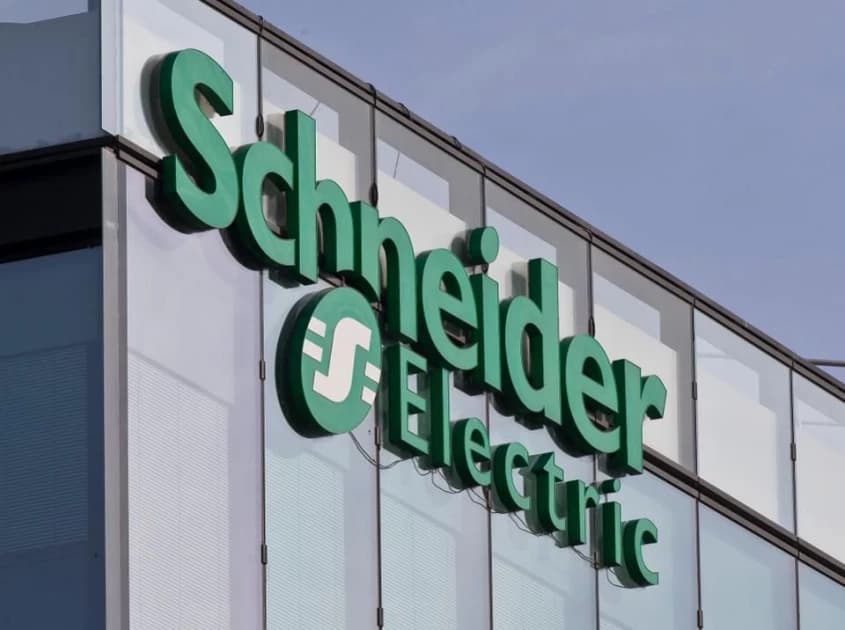 Schneider Electric concludes Abu Dhabi Summit with New AI Study