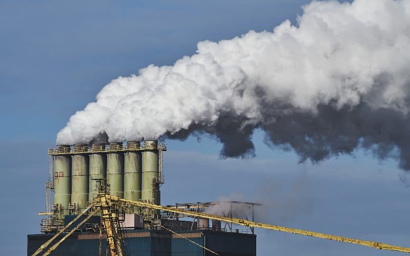UN warns world is falling short of global emission goals