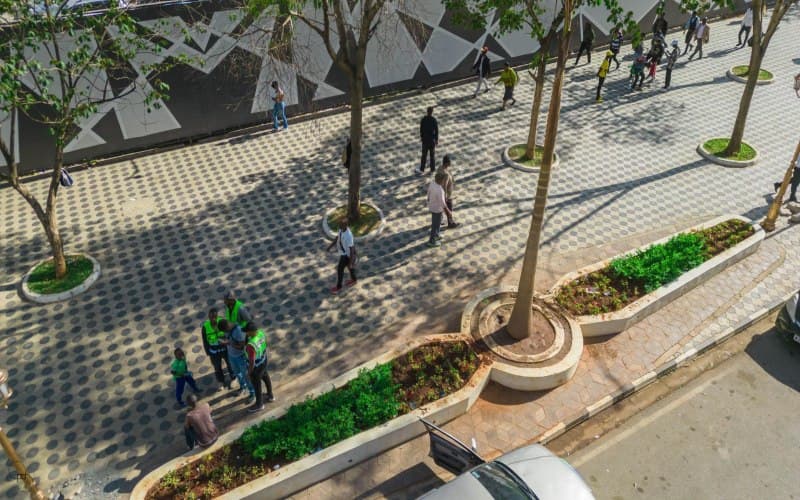 Nairobi residents warned against riding bicycles on pedestrian paths, dumping waste on new walkways