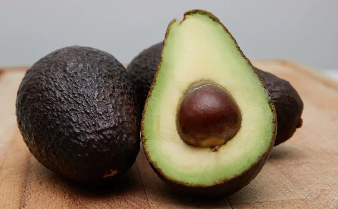 Kenya to stop sea exports of four avocado varieties from October 30