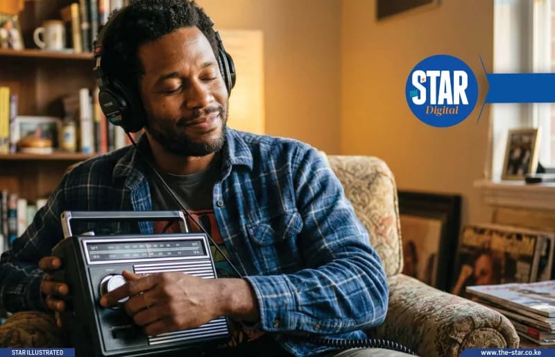 Which Swahili radio stations rule Nairobi's breakfast shows?