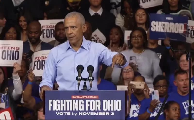 Obama attacks Trump as he campaigns for Democrats ahead of midterm elections