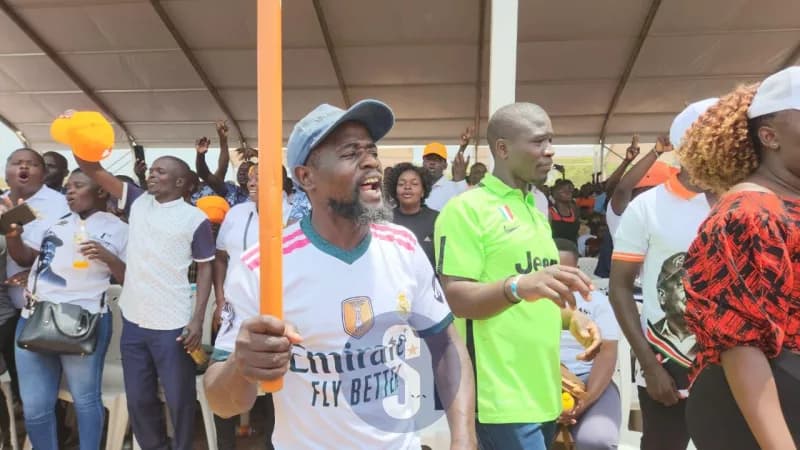 ‘Tunataka Oburu’: Crowd chants at Raila anniversary in Bondo