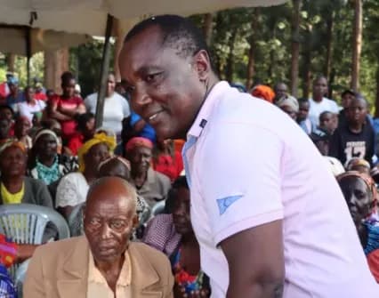 Over 1,000 elderly residents receive food and blankets in Ndia