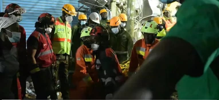 Eastleigh building collapse: Second person rescued from rubble