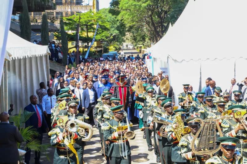 Ruku urges professionalism as 1,464 HR practitioners get certified