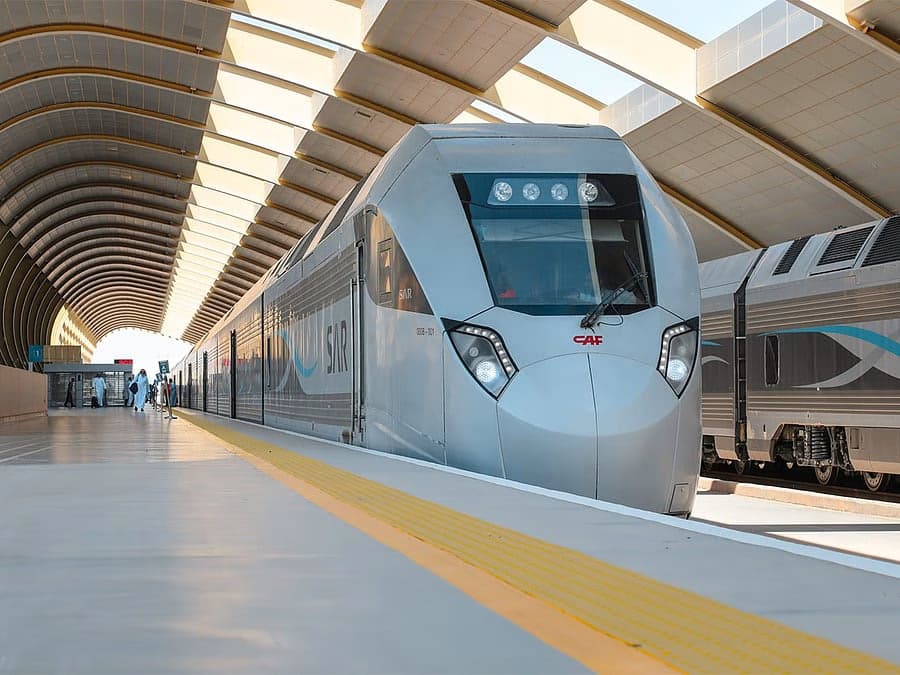 Saudi Arabia and Qatar Sign Deal to Construct 785-Kilometer Riyadh-Doha High-Speed Rail Line
