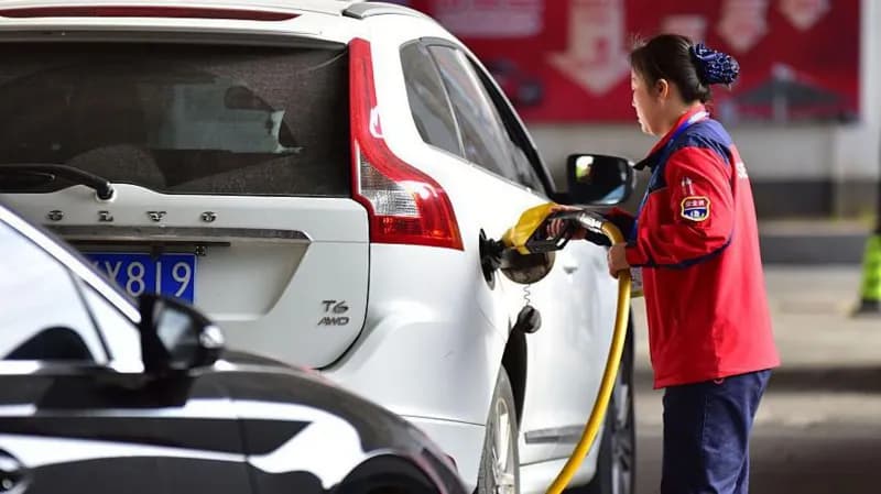 Oil jumps to highest price since 2022 after report Trump to be briefed on new Iran options