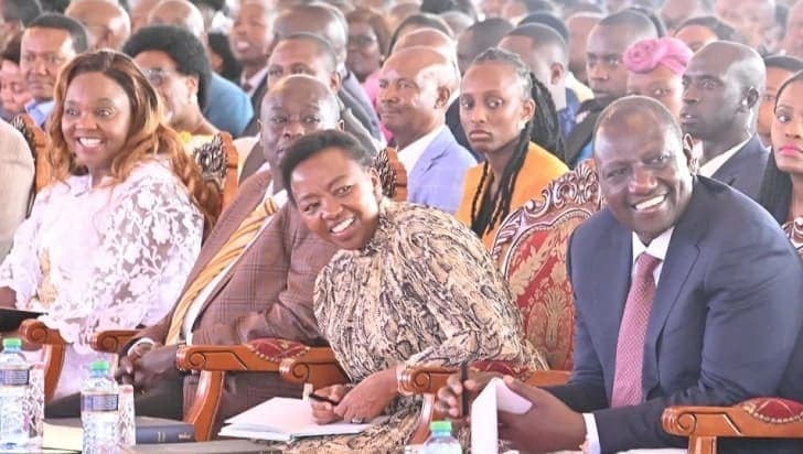 Ruto Jets Back From US, Holds Thanks-Giving Service in Statehouse
