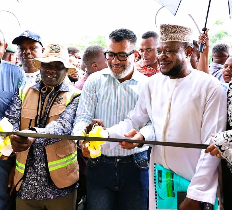 Governor Nassir inaugurates modern Sh50 million Mikindani market