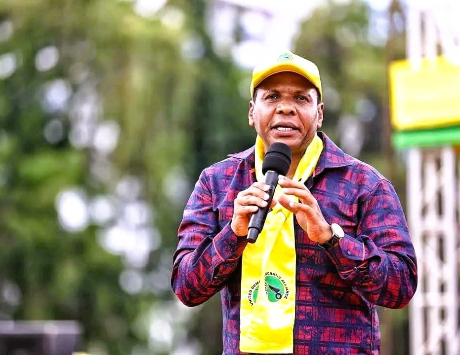 Senator Mungatana warns against ethnic divisions