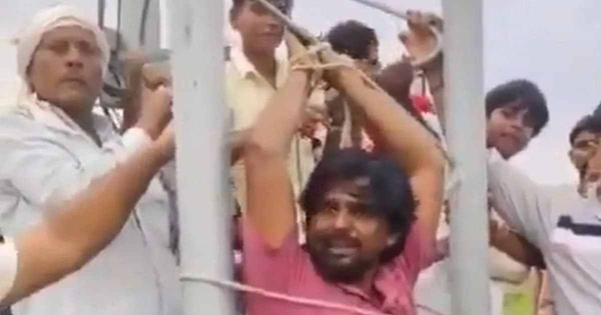 Villagers in Uttar Pradesh Tie Telecom Technician to Tower Over Poor 5G Network