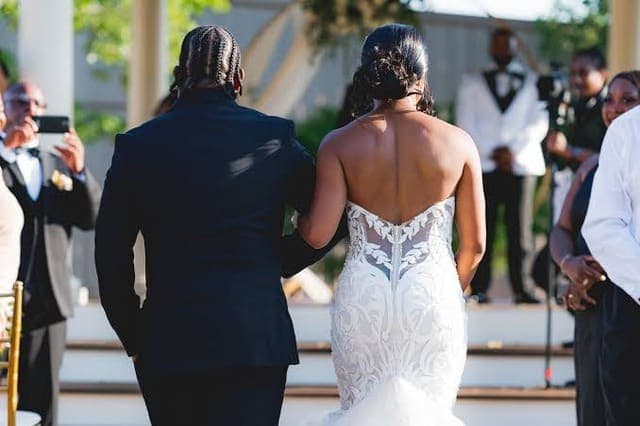 His Female Best Friend Was Supposed To Be His Groomswoman At Our Wedding But There Was Something About This Relationship That Made Me Suspicious
