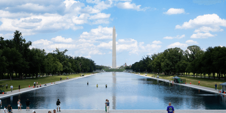 Former Olympic Canoeist David Hearn Hit With Grand Jury Indictment Following Reflecting Pool Arrest