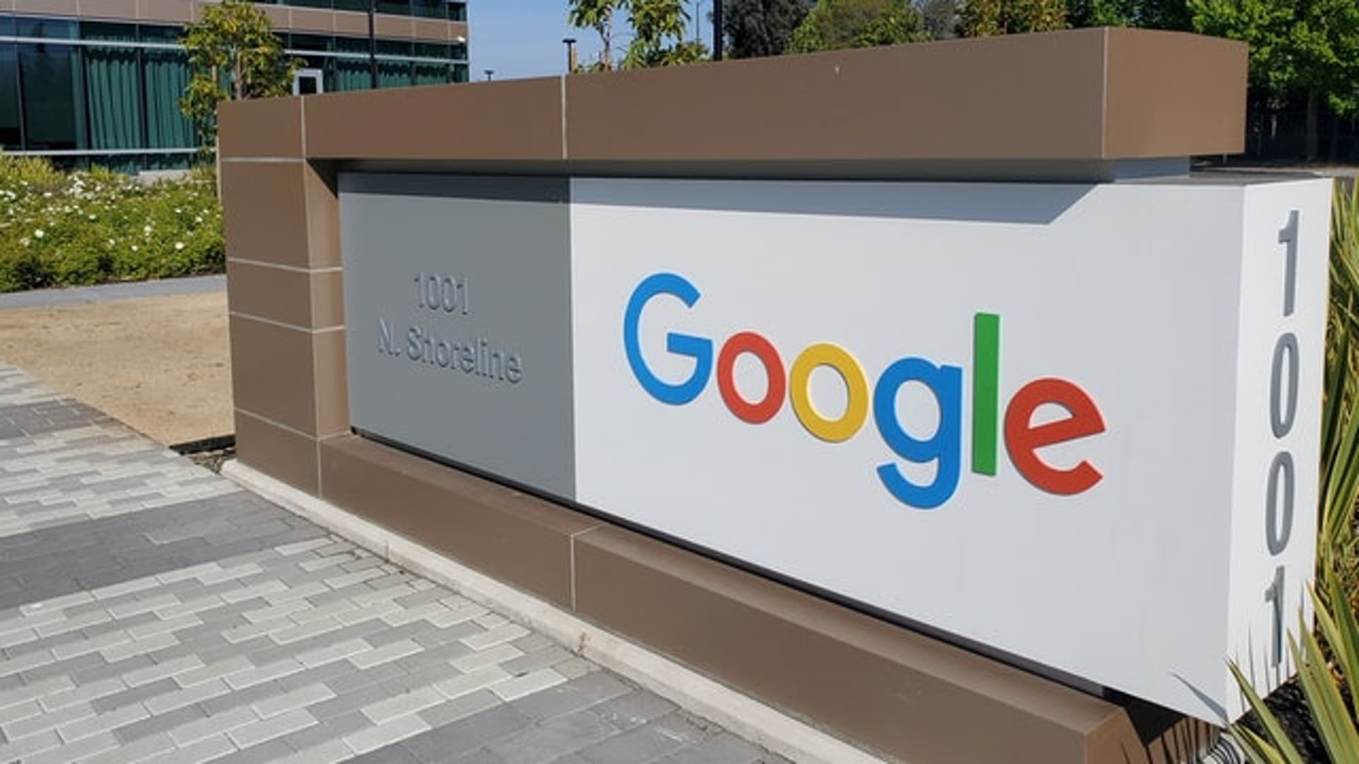 Google Aligns with New DEI Rules Following Federal Directives