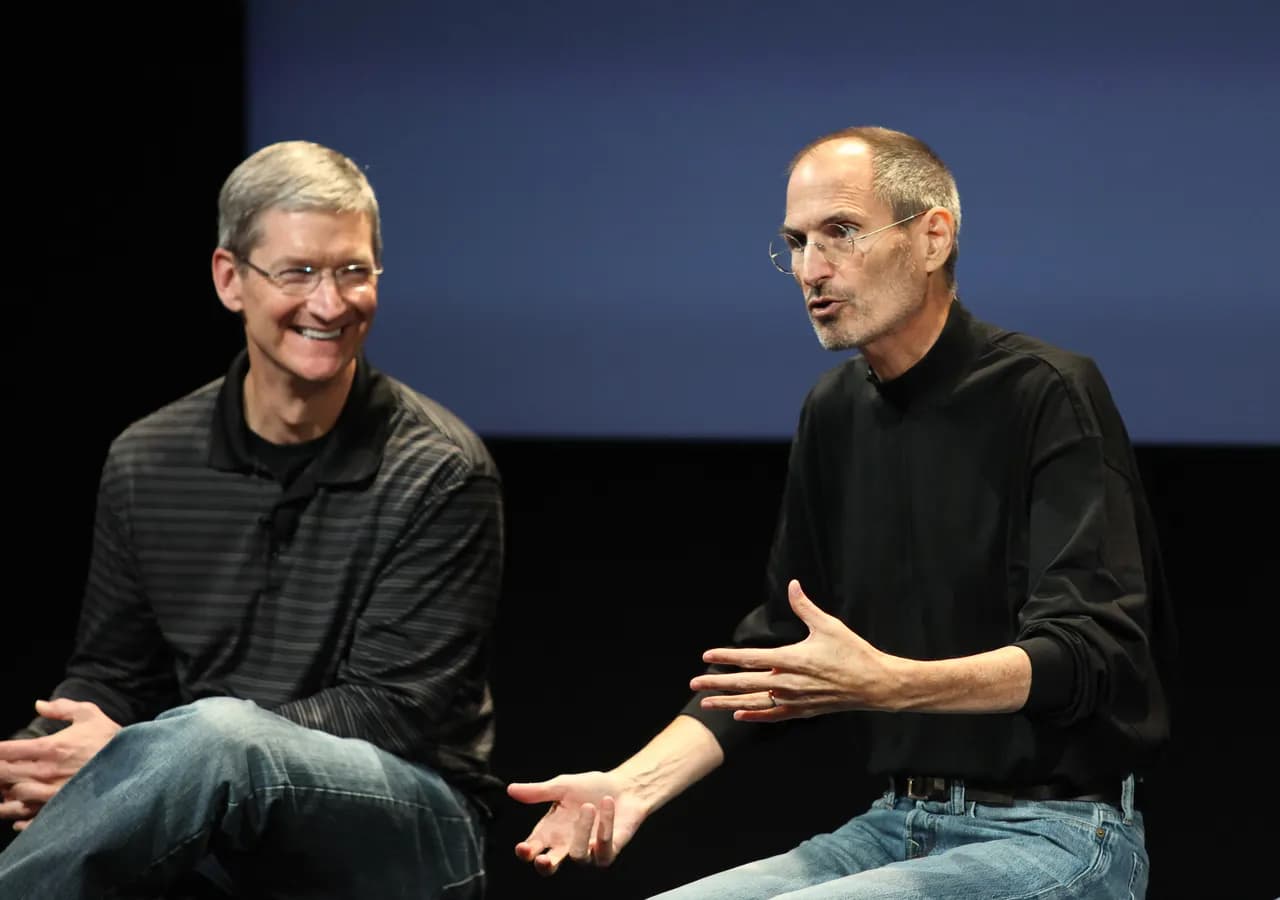 Apple Boss Steve Jobs Resigns as CEO