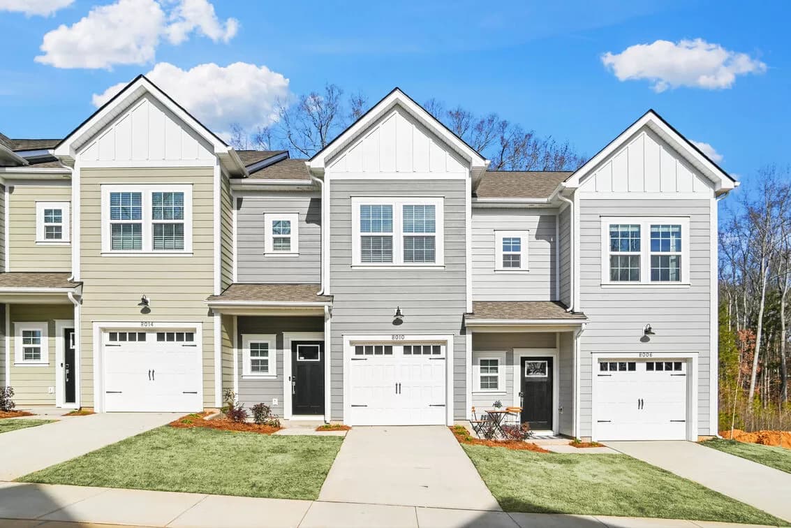 Avery Square Nears Completion, Delivering 36 Luxury Townhomes to Charlotte’s Steele Creek Area