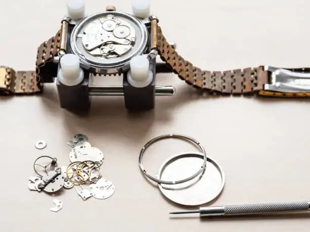 How to Adjust a Watch Band
