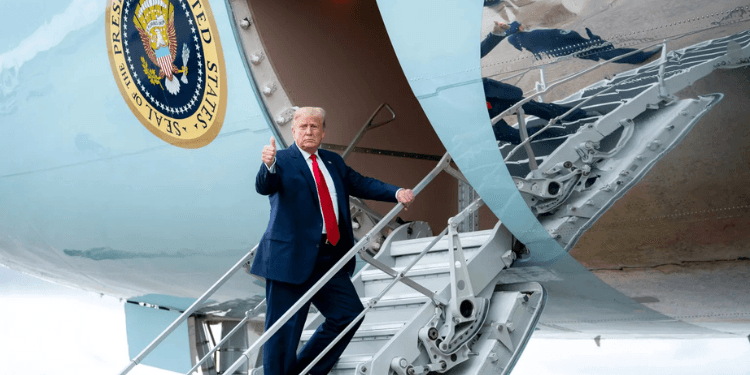 DOJ Subpoenas NYT Reporters After Air Force One Security Leak Exposes Trump’s Plane Switch