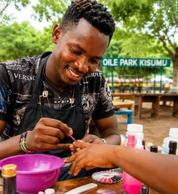 Kisumu man turns nail polish venture into a family lifeline