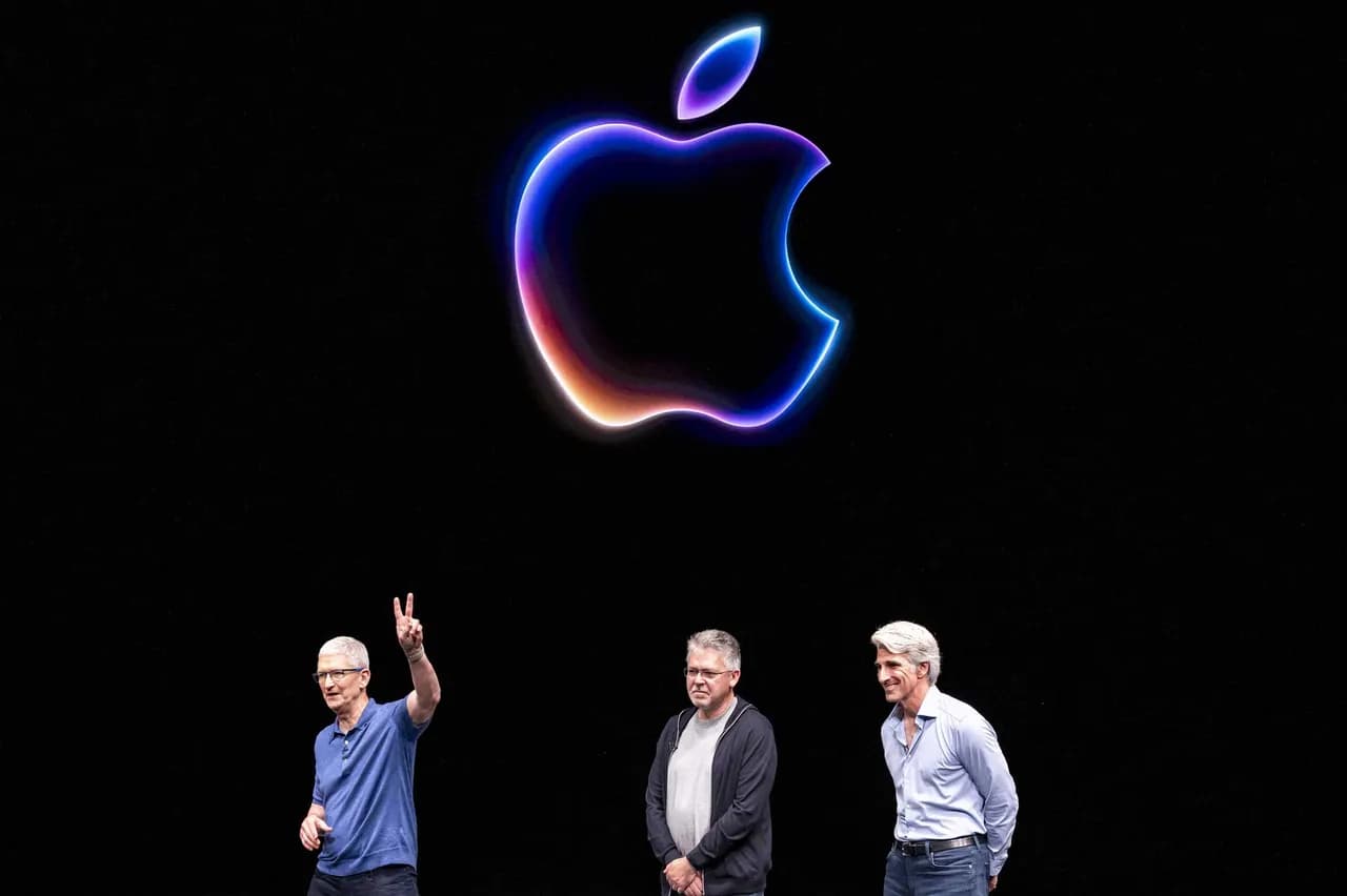 Apple Becomes First Trillion Dollar Brand in New Global Ranking