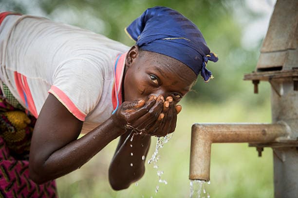 Analysis shows gains in water access for displaced communities