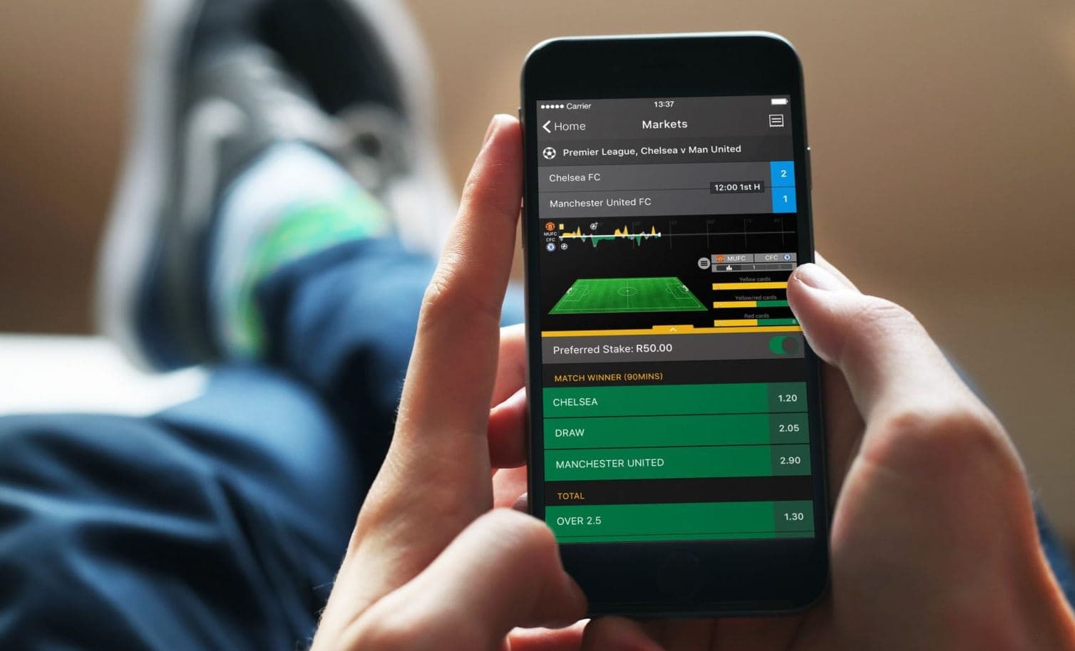 Sports Betting vs. Daily Fantasy Sports: Which One is Right for You?