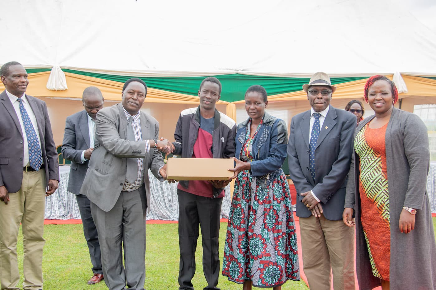Finlays Community Trust Offers Masters and Undergraduate Scholarships