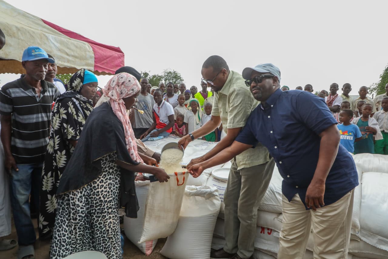 PS Maalim visits flooded Tana River villages, evaluates El Niño preparedness