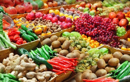 Company contracts farmers to supply supermarkets with onions, tomatoes, kales, spinach and mushrooms
