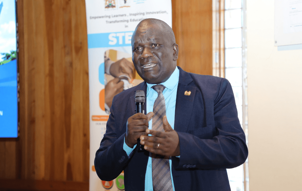Government steps up digital literacy to strengthen STEM education