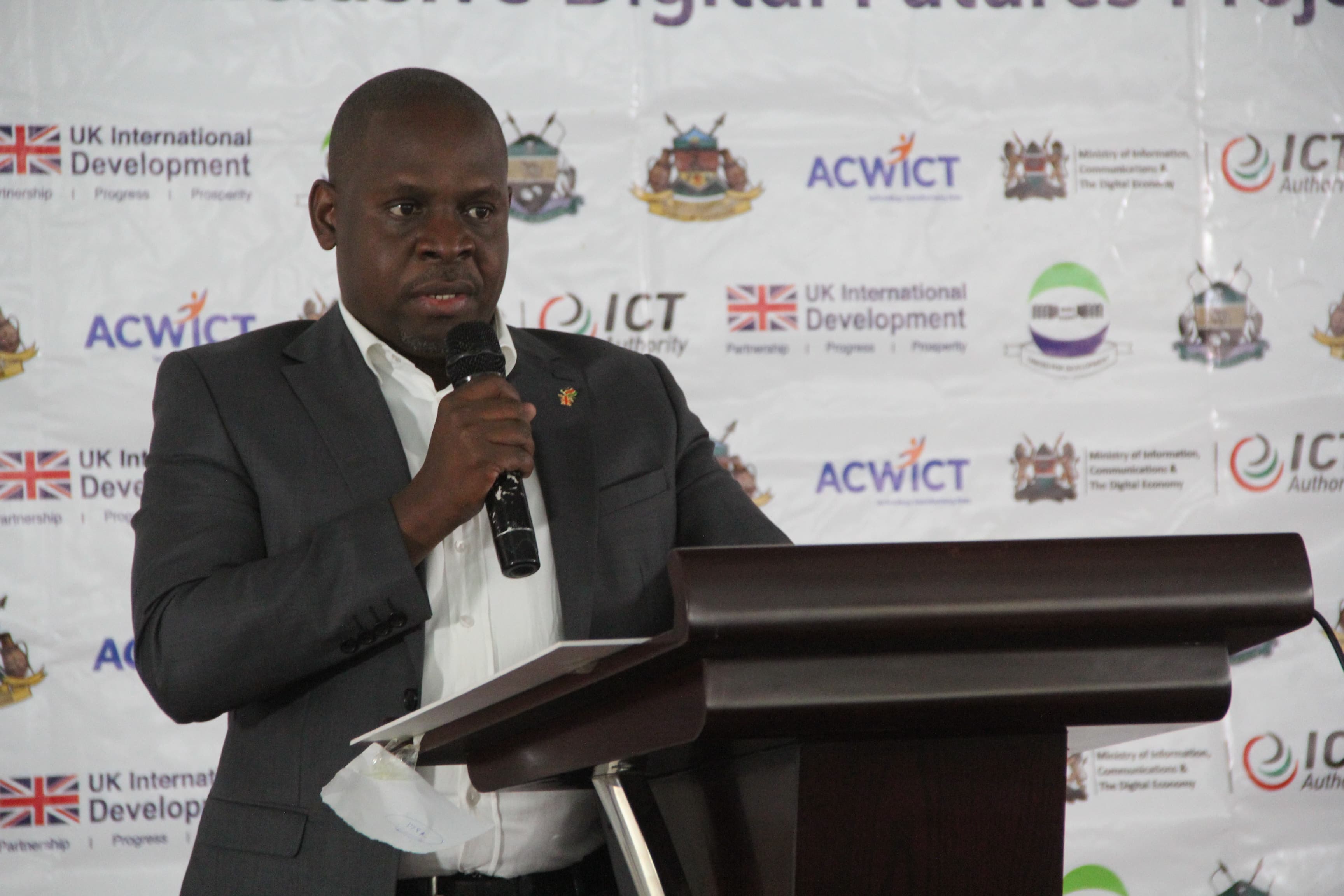 Stakeholders celebrate milestones by UK-DAP, inclusive digital futures project