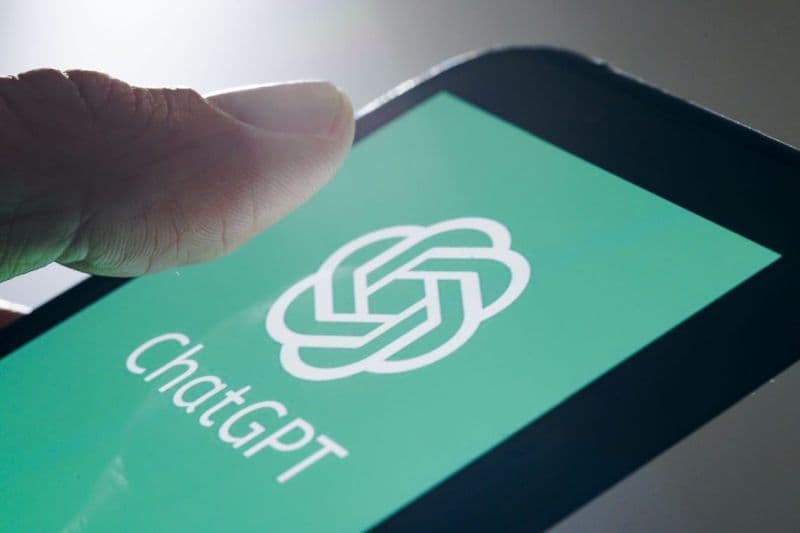 How AI and ChatGPT Makes Money With No Ads