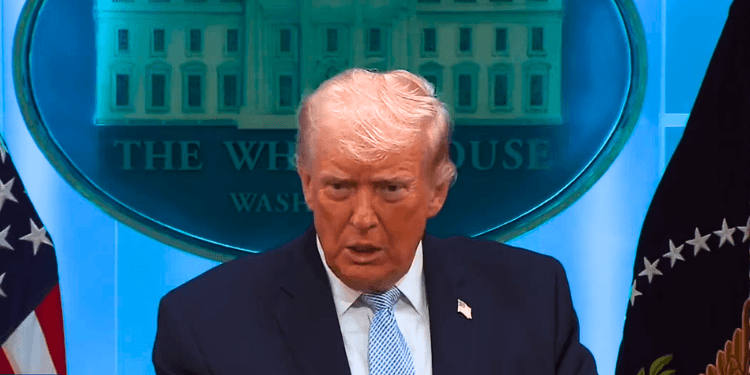 Trump Publicly Rebukes European PM After Refusing US Demands
