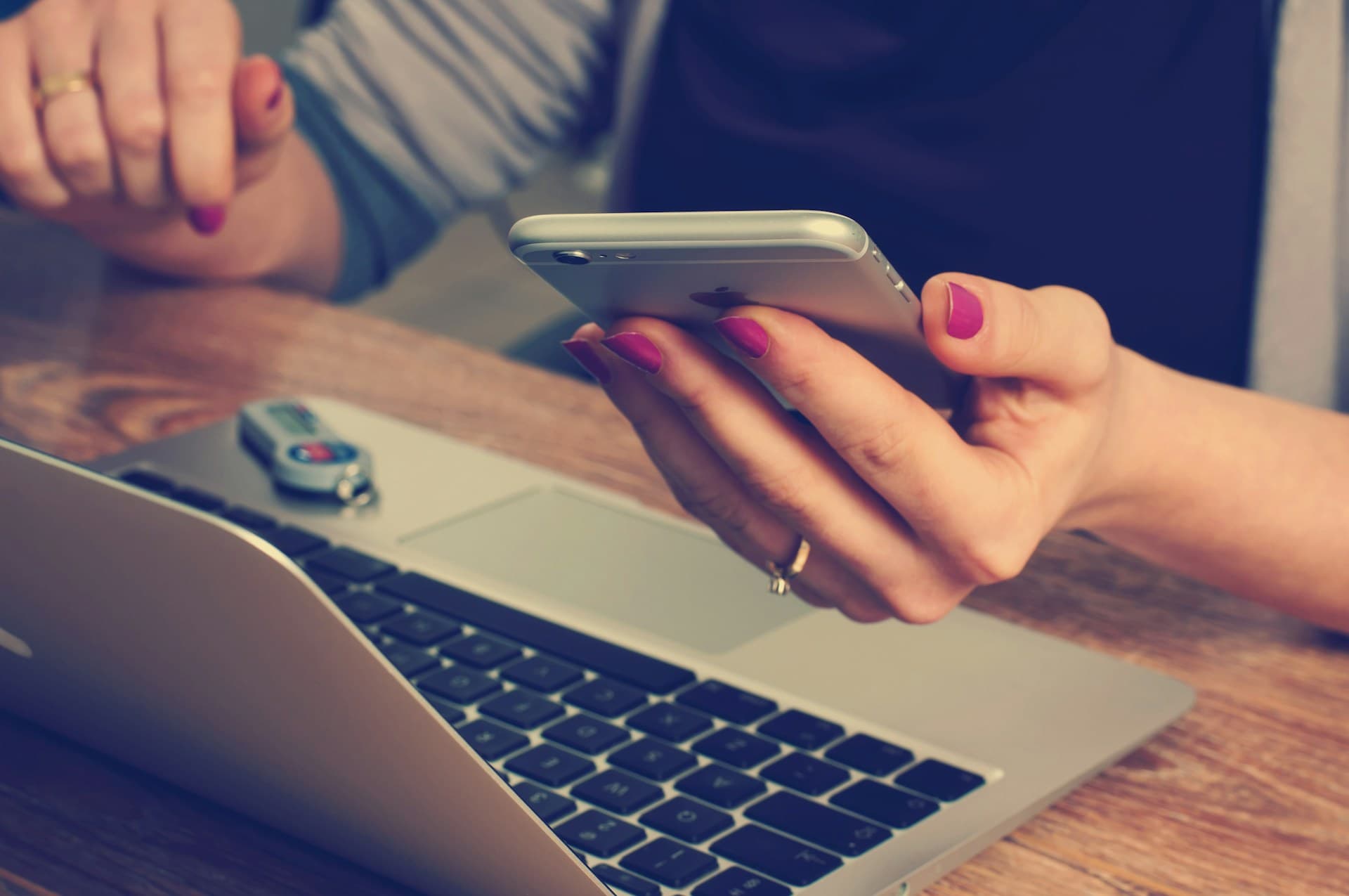 From cash to contactless. Why the future of payments belongs to the youth