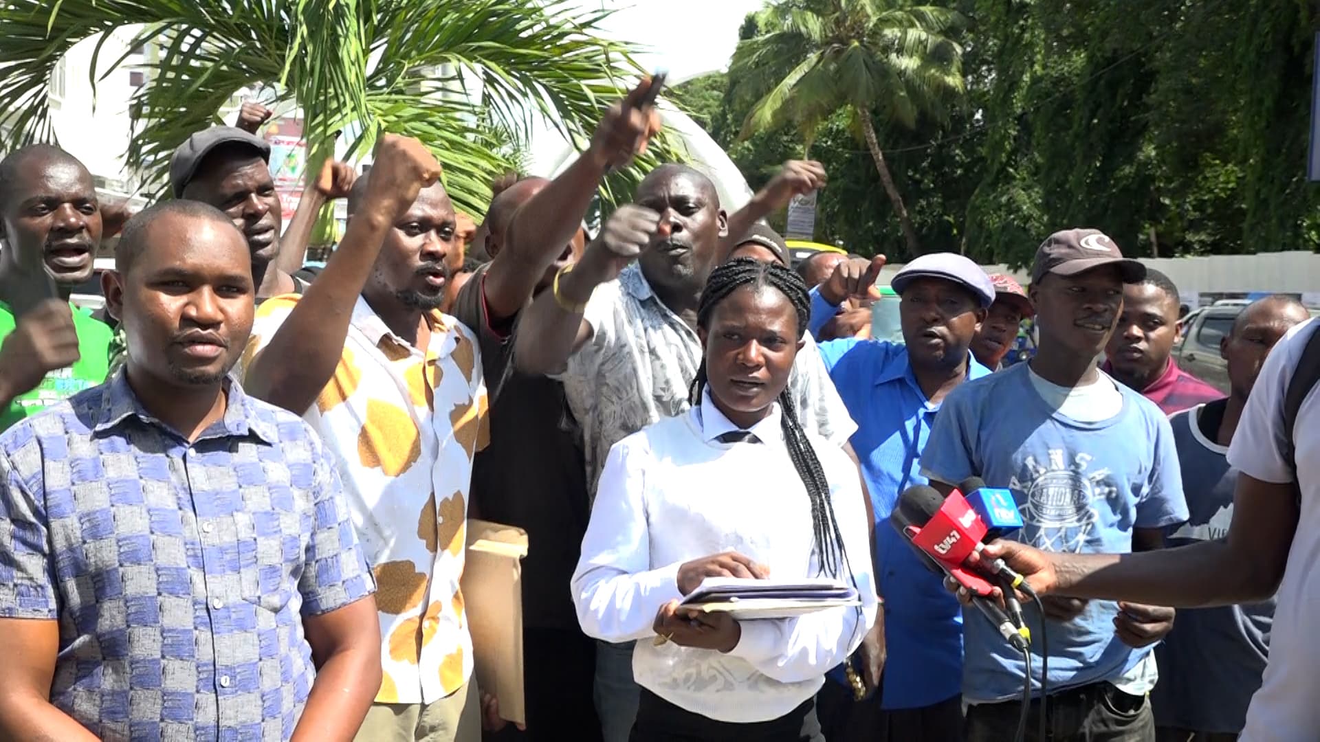 Bar owners reject proposed Tobacco Bill